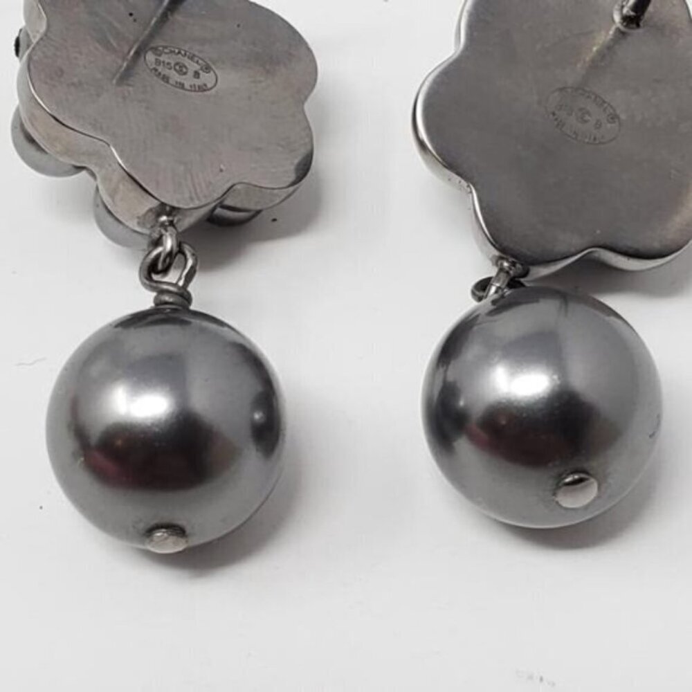 CHANEL Dark Grey CC Pearl Stud Earrings 370-102525 - Picture 8 of 11